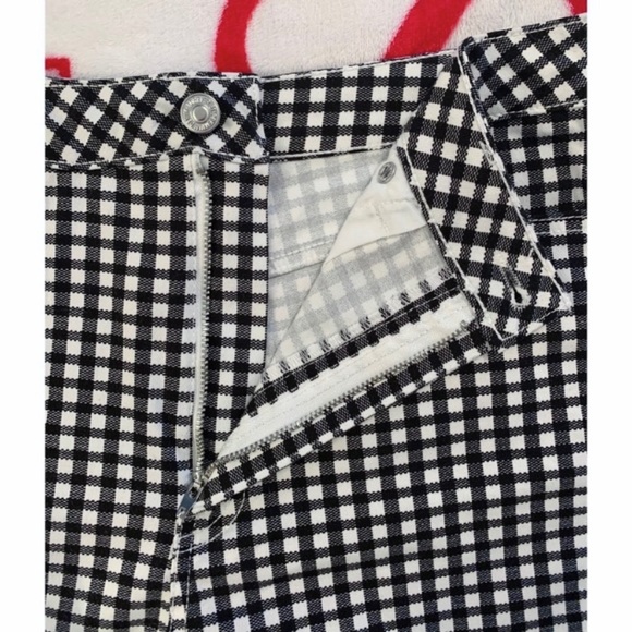 SOLD Forever 21 NWOT Gingham High Rise Shorts - Picture 5 of 7